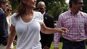 Sarah Palin si-a pus silicoane?