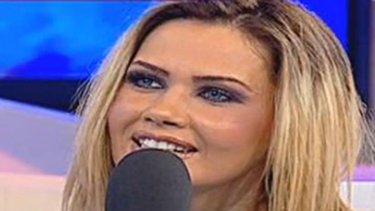 S-a făcut blondă, dar nu are de gând să înceteze cu schimbările. Zăvo se relansează în muzică şi s-a apucat să scrie o carte