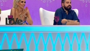 RALUCA BĂDULESCU a fost şocată atunci când a văzut cum a apărut o concurentă la ”Bravo, ai stil!”: ”Arăţi ca şi cum ai ieşit pe balcon să fumezi după ce ai făcut sex!”
