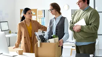 Mii de români vor fi concediați. Cine sunt cei vizați