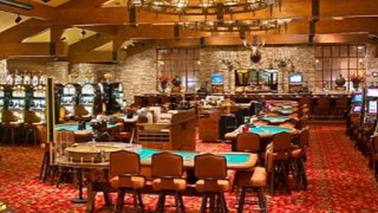 Un tinar de 21 de ani s-a predat Politiei, sustinand ca a participat la jaful de la turneul de poker din Berlin