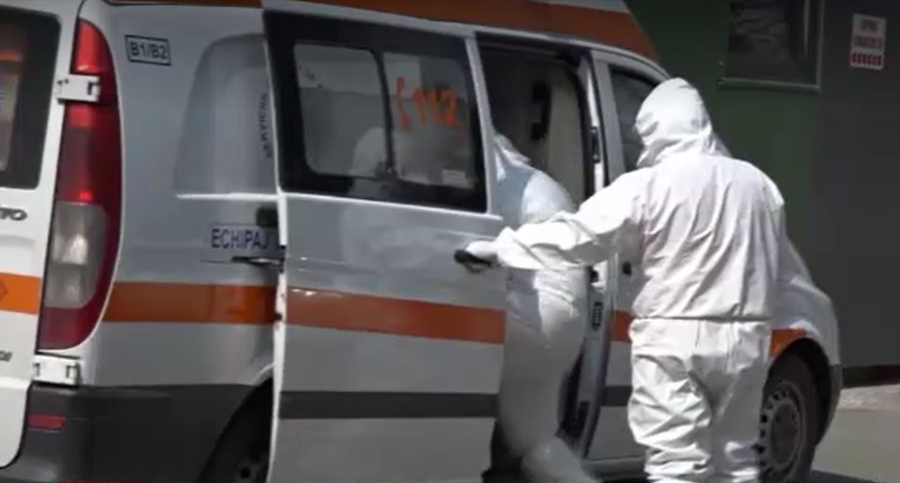Povestea doctoriței care s-a întors în spital să lupte împotriva coronavirusului, deși are doar un plămân. Corina Maniu: “Nu m-am gândit să renunţ”