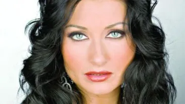 Gabi Cristea si-a facut un nou iubit? A fost insotita la mare de un barbat cunoscut in Romania!