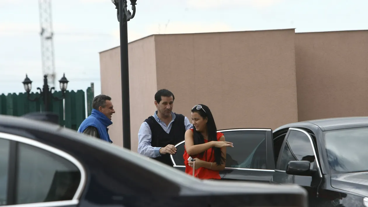 Ce tati bine! Acestia sunt parintii pe care-i mostenesc cele mai sexy vedete de la noi!