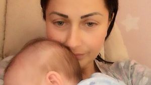 Imagine emoţionantă cu Gabriela Cristea, în braţe cu fetiţa ei! S-a întâmplat imediat după ce a hrănit-o pe micuţa Victoria!