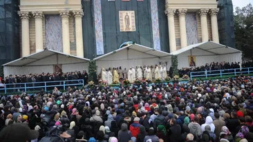 Când începe pelerinajul de la moaştele Sfintei Parascheva, din Iaşi? Ce se întâmplă acum, în oraş