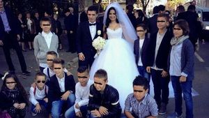 Gica Hagi a dansat la nunta nepotului sau. Fericit ca fiul surorii sale e la casa lui, "Regele" l-a rasplatit pe masura