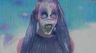 VIDEO A iesit din filme horror direct pe scena unui show TV!