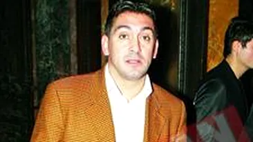Ilie Dumitrescu a fost pradat de telefonul mobil