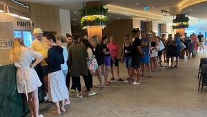 Elvira din București s-a cazat într-un hotel de 5 stele din Sunny Beach. A doua zi, dimineața, a vrut să plece acasă. Ce a văzut