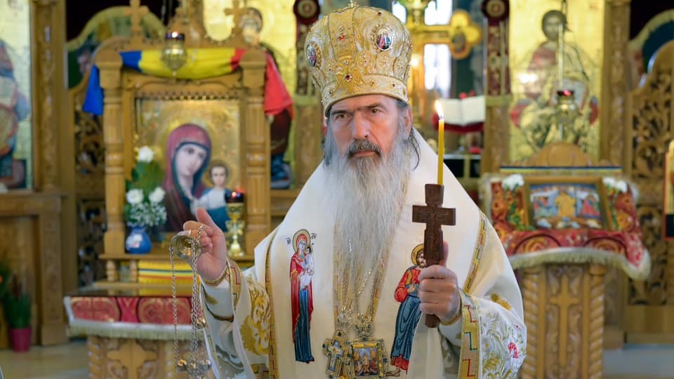 Nu mai are niciun Dumnezeu! ÎPS Teodosie declanșează un război total cu Vasile Bănescu, mâna dreaptă a Patriarhului Daniel