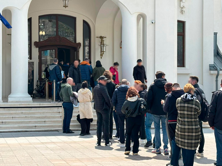 Ce tarife de vizitare sunt la Cazinoul din Constanța? Faleza a devenit neîncăpătoare