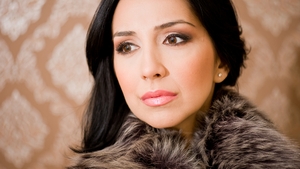 Realizatoarea TV Emma Zeicescu povesteşte cum se îngrijeşte de arată aşa bine: "Prima regulă a frumuseţii este curăţenia"