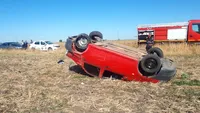 Impact frontal pe un drum din Olt. Cinci persoane, între care doi copii, au ajuns la spital - VIDEO