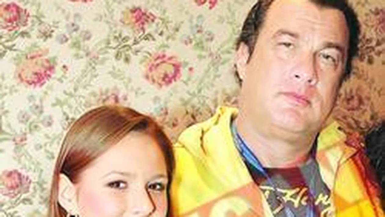 Steven Seagal va juca intr-un film alaturi de o tanara din Iasi