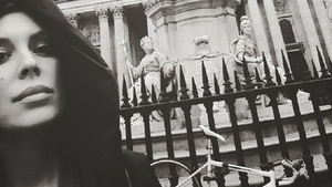 Mama româncei care s-a aruncat de pe catedrala St. Paul din Londra a făcut mărturisiri halucinante!