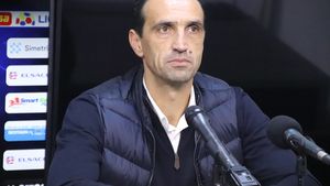 Vintilă nu se teme de demisie: „Eu îmi fac planuri de viitor la FCSB!”