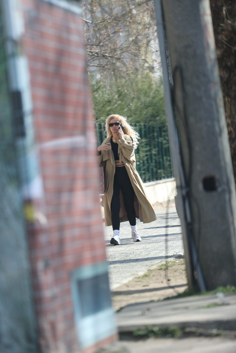 Andreea Bănică a ieșit de la salon, unde și-a făcut părul (Foto: CANCAN.RO)