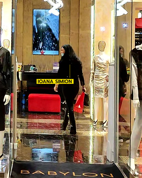 Ioana, soția lui Ilie Năstase, la shopping în mall