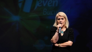 Liana Stanciu vrea sa aduca acasa, in seara de Craciun, un copil din Centrul de Plasament. Vezi ce parere au psihologii