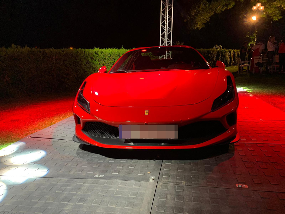 Noul Ferrari F8 Spider, super-mașina cu care Inna va face furori /  Sursă foto: CANCAN.RO