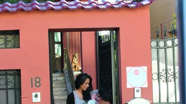 Pepe are probleme cu botezul. Avem stabilite trei date si nu putem alege una. Vezi de ce!