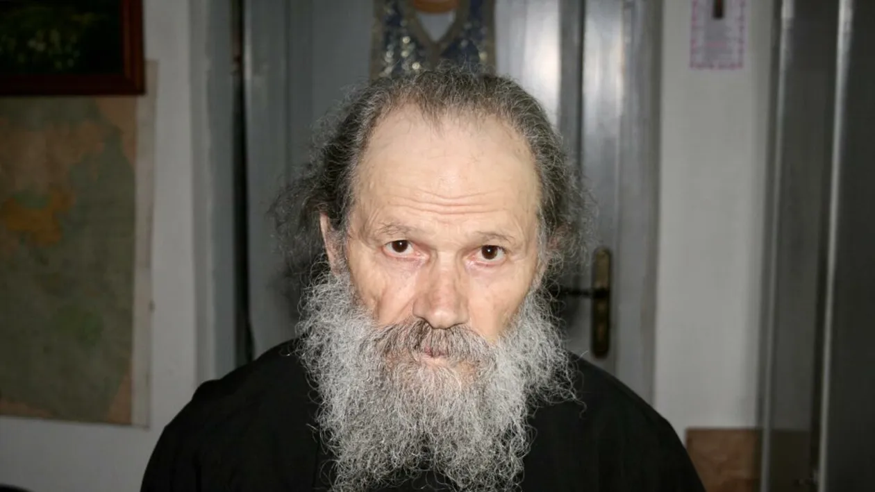 A murit părintele Simeon Zaharia. Era unul dintre cei mai iubiți duhovnici din România