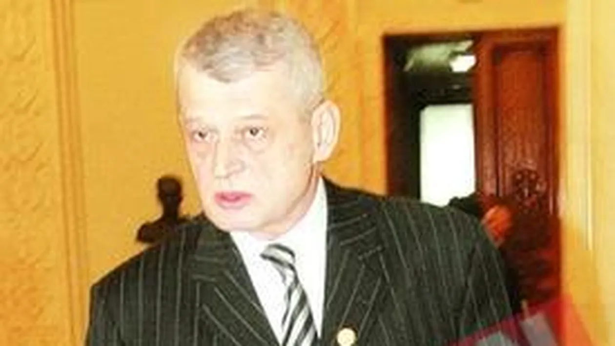 Becali s-a aliat cu Videanu impotriva lui Oprescu