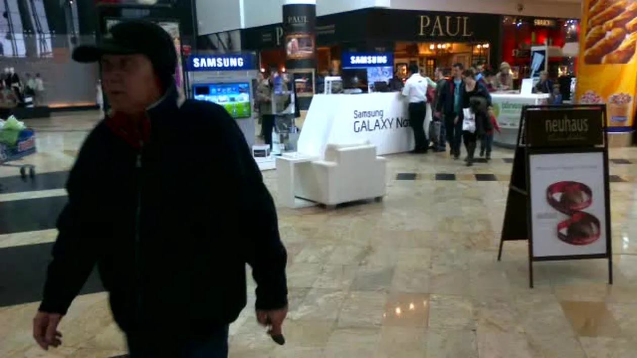 A renuntat la podoaba capilara si si-a luat basca cu urechi. Vezi aici noul look al coregrafului Cornel Patrichi