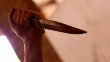 Tentativă de omor, transmisă LIVE pe Facebook, în Arad! Un bărbat gelos și-a îngrozit copilul: ”Nu muri, mami meu!”