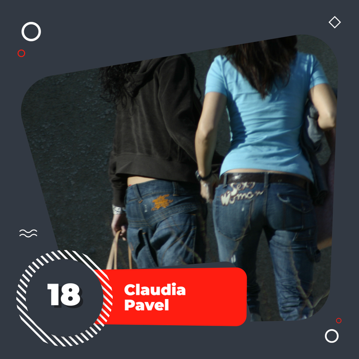 Topul vedetelor cu lenjeria intimă la vedere