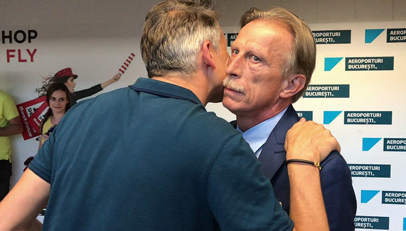 Christoph Daum a fost aşteptat la aeroport de asistentul său, Rudi Verkempinck