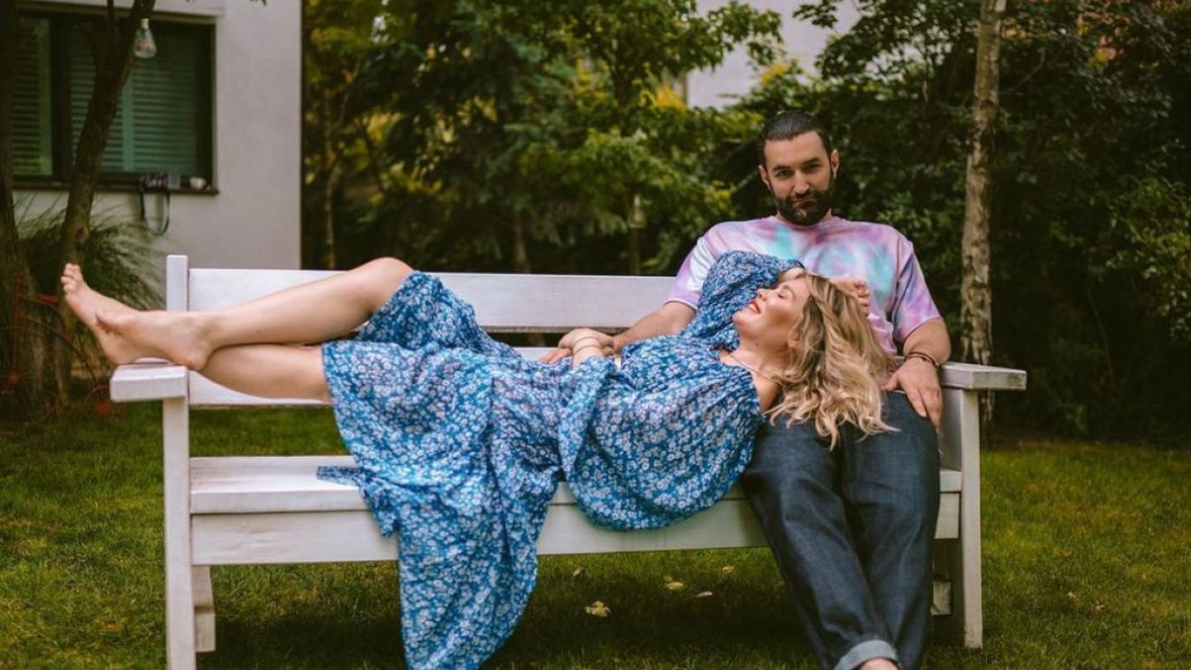 Gina Pistol și Smiley au început construcția casei de la munte. Prima imagine