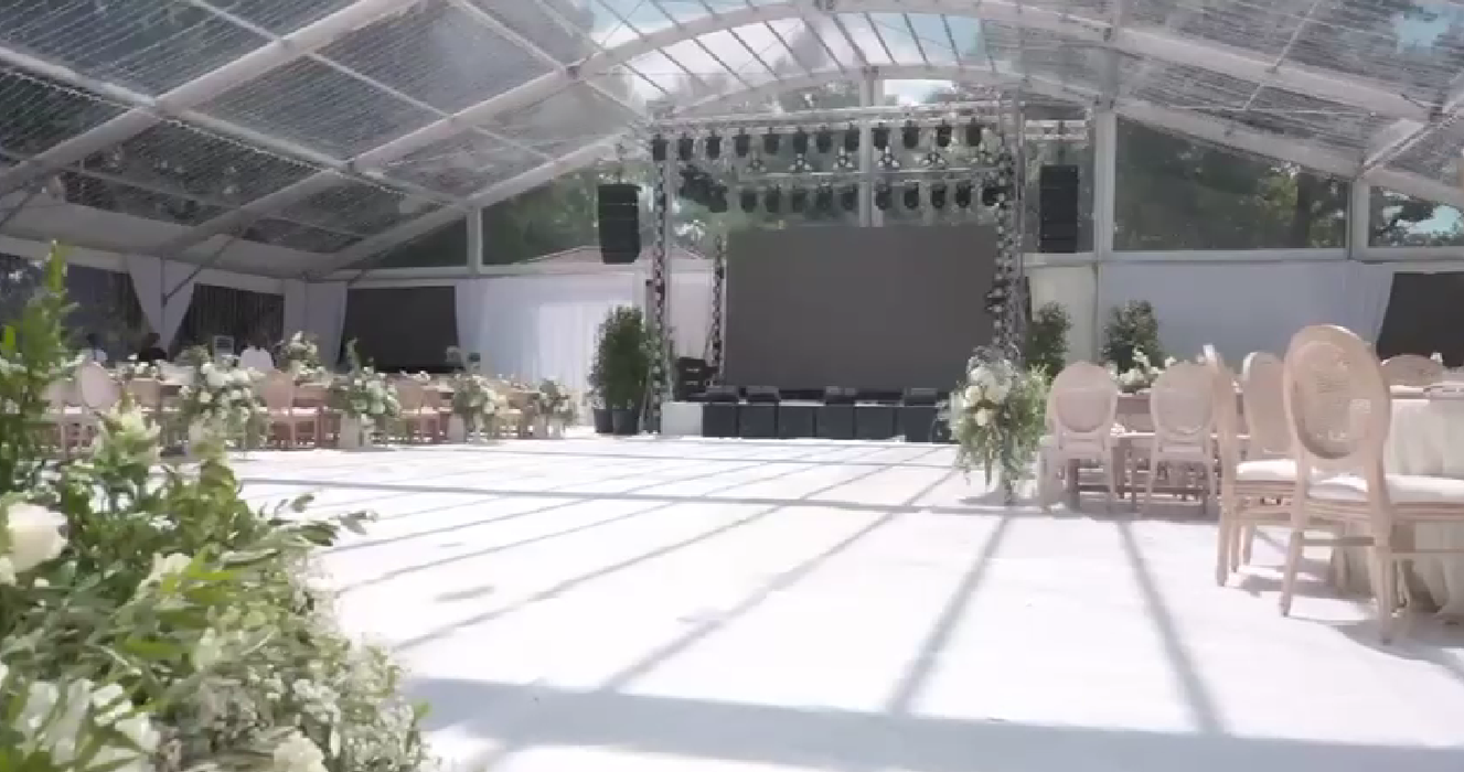 Cum a fost amenajat localul pentru nunta fiicei lui Gheorghe Hagi. Luxul este la el acasă! Kira Hagi şi Thomas Ferfelis petrec într-un cadru de vis cu 500 de invitaţi