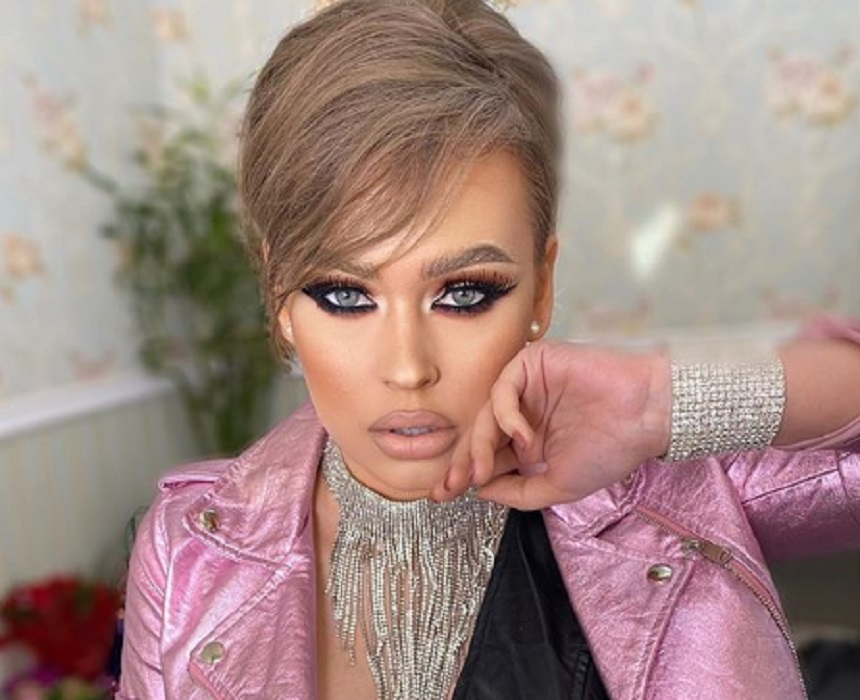 Cum a ajuns să arate Misha, după divorțul de Connect-R. Fosta soție a artistului a devenit o bombă sexy!