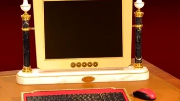 Ce zici de un calculator de aur si marmura de 21.000 de dolari? E facut de un roman!
