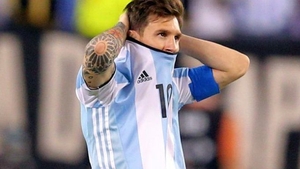 Prima reacţie a lui MESSI după ce a anunţat că se retrage de la naţionala Argentinei. Imaginea cu starul Barcelonei a devenit virală