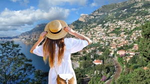 Când bogații pleacă, începe adevărata magie! Cum arată Coasta de Azur după nebunia verii