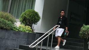 VIDEO EXCLUSIV cu bogătaşul japonez. Ce ”ruşine” a păţit samuraiul milionar după ce Rolls-ul de 300 mii € a parcat la scară 