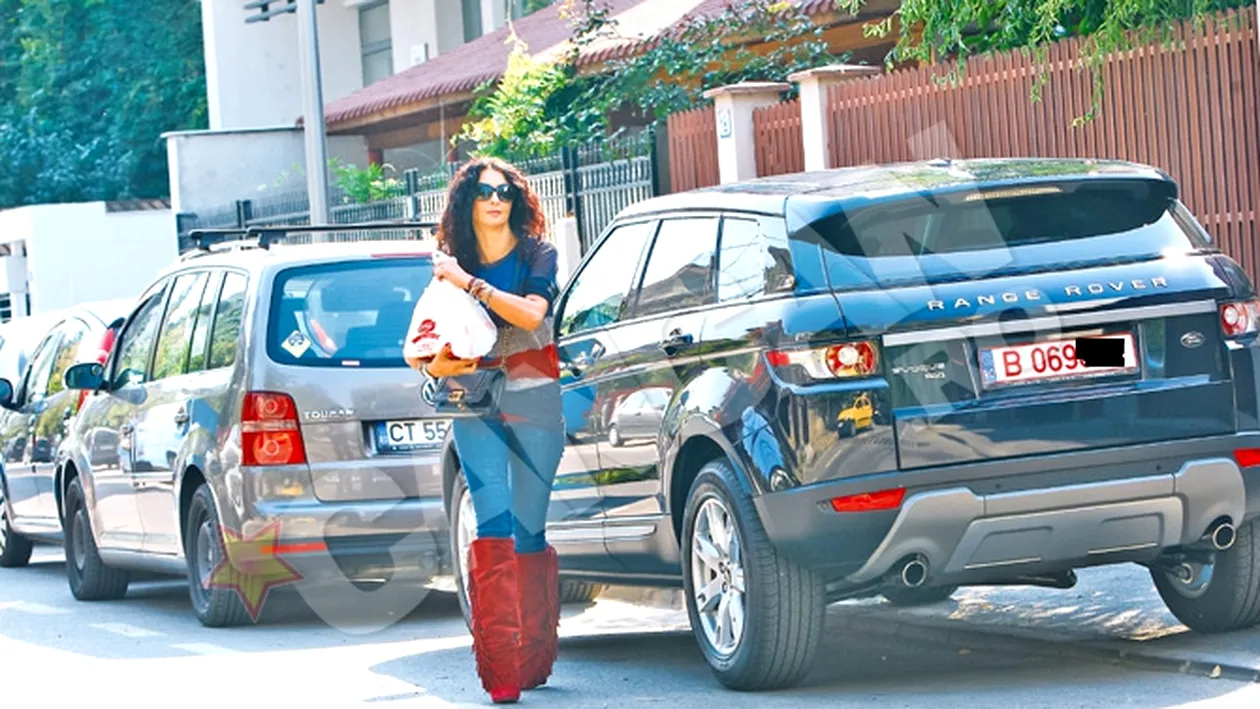 E nedespartita de masina ei! Mihaela Radulescu, indragostita din nou