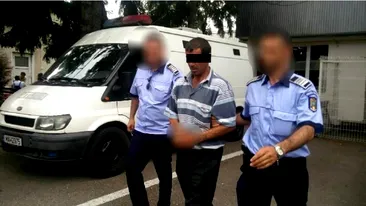 Scene șocante în Argeș! Un pensionar a fost bătut și violat de un consătean