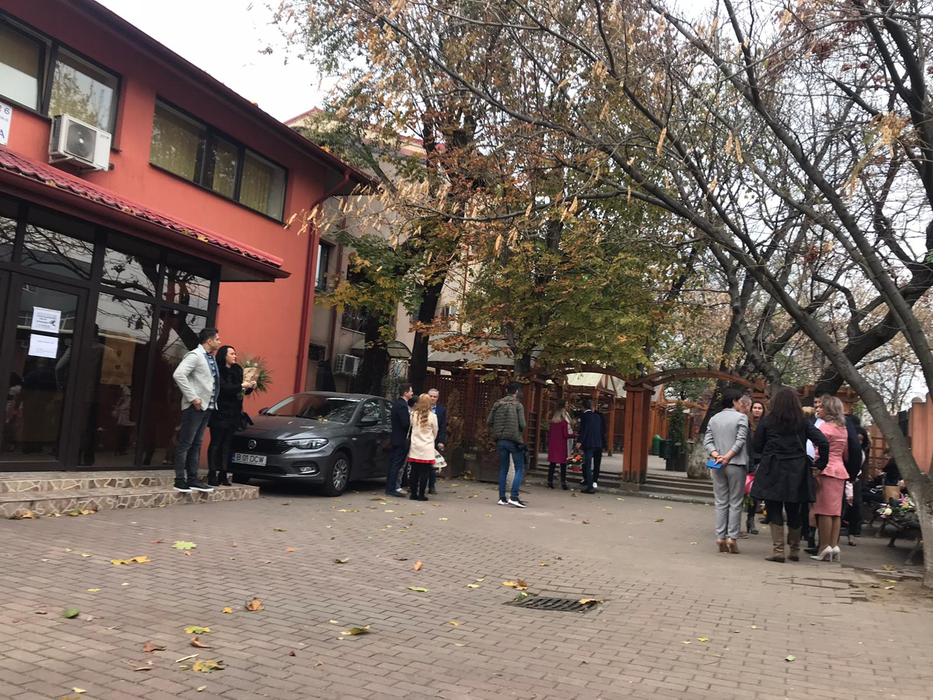 Ștefan Stan renunță azi la burlăcie. Avem primele imagini de la cununia secretă!