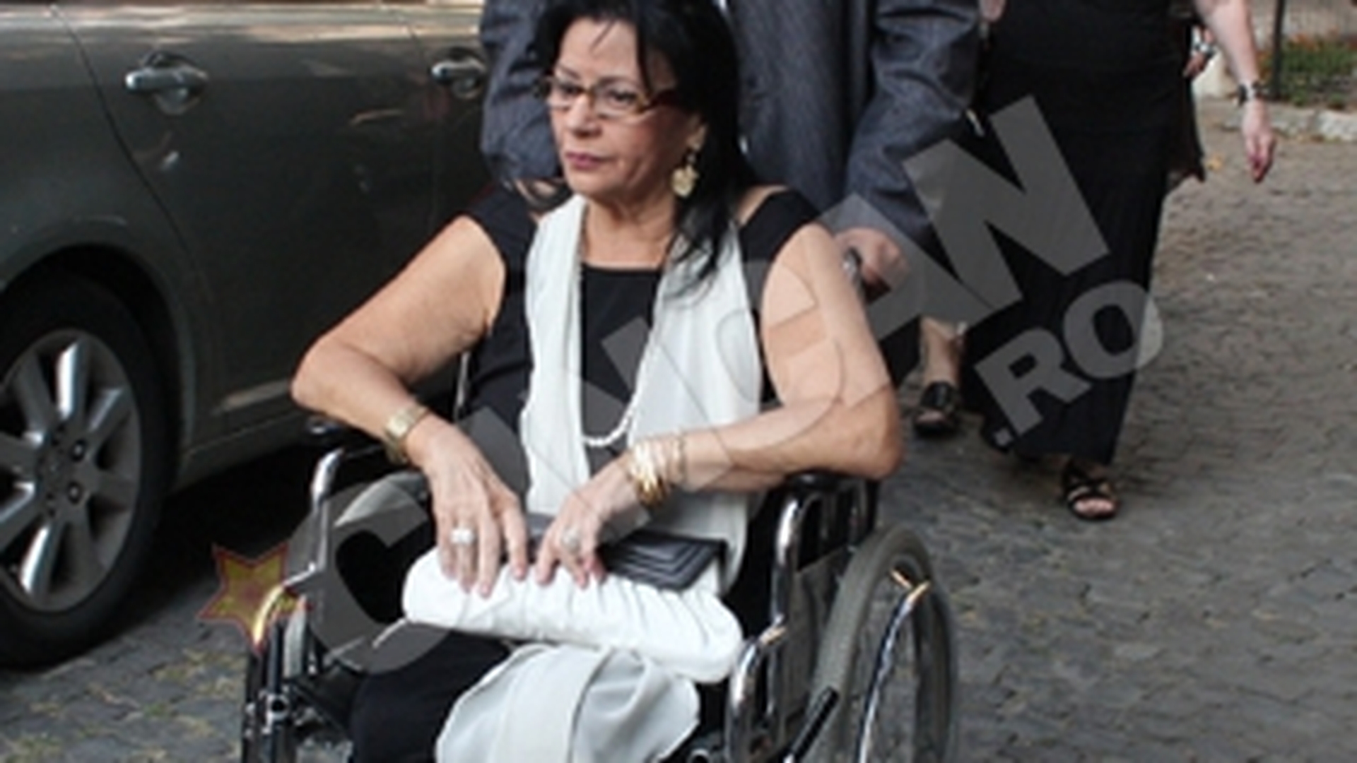 Silvia Dinu a luptat pana in ultima clipa cu boala nemiloasa: "Am un copil care abia s-a insurat, vrem sa ne faca nepoti"