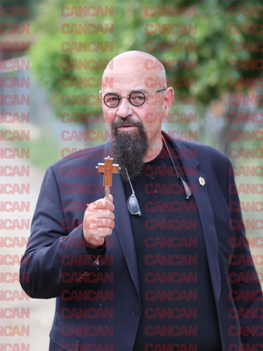 Piedone susține că nu și-a pierdut credința cât timp a fost în închisoare / foto: CANCAN.RO