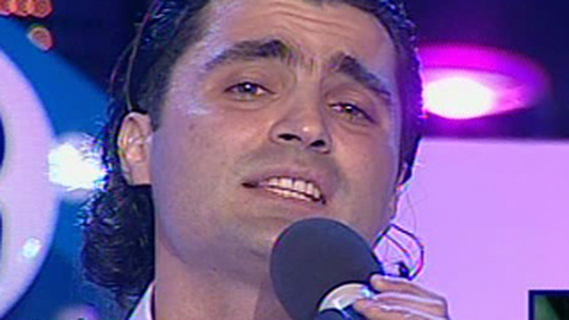 VIDEO I-a spus in versuri Oanei tot ce are pe suflet! Pepe: "As vrea sa te pot uita, stii ca intr-o zi inapoi vei veni"