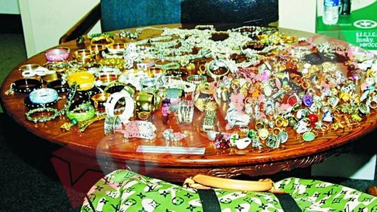 Uite ce au furat de la vedetele Hollywoodului!