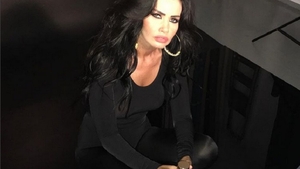 Oana Zăvoranu dă de pământ cu vedetele: "Sunt mai «gletuite» decât Ana a lu’ Mesteru’ Manole, cred că arată «vii» şi au grijă să..."
