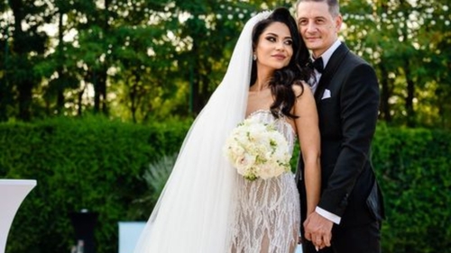 Nasrin Ameri s-a căsătorit! Imagini fabuloase de la cununia religioasă, cu mirii și nașii: Cristi Borcea și Valentina Pelinel