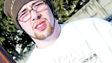 Fiul lui Florin Busuioc vorbeste despre traumele pricinuite de etnobotanice: Am goluri de memorie si inca sunt considerat un droghist