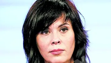 Mariana Moculescu face dezvaluiri socante despre relatia intima cu fostul ei iubit: Cristi e un bisexual pervers si un obsedat sexual!